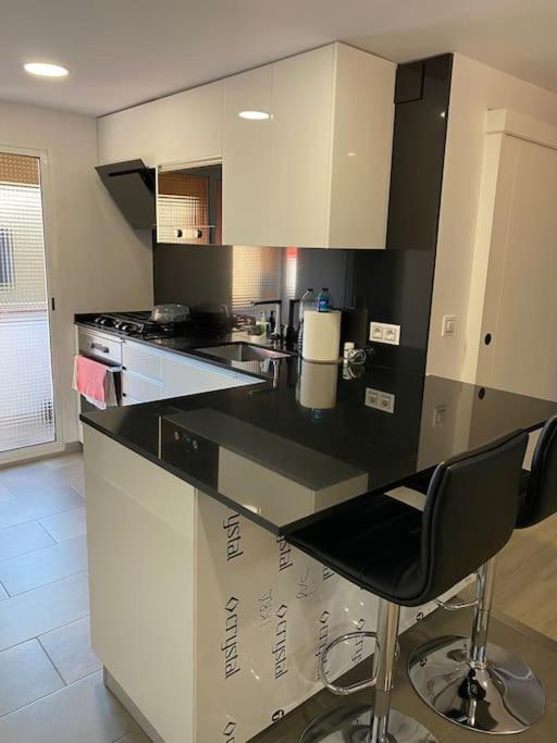 Habitaciones Bonitas Y Comodas L'Hospitalet de Llobregat Buitenkant foto