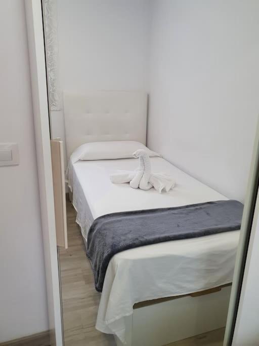 Habitaciones Bonitas Y Comodas L'Hospitalet de Llobregat Buitenkant foto